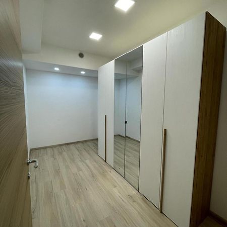 Villa Milano Apt N.4 Buitenkant foto