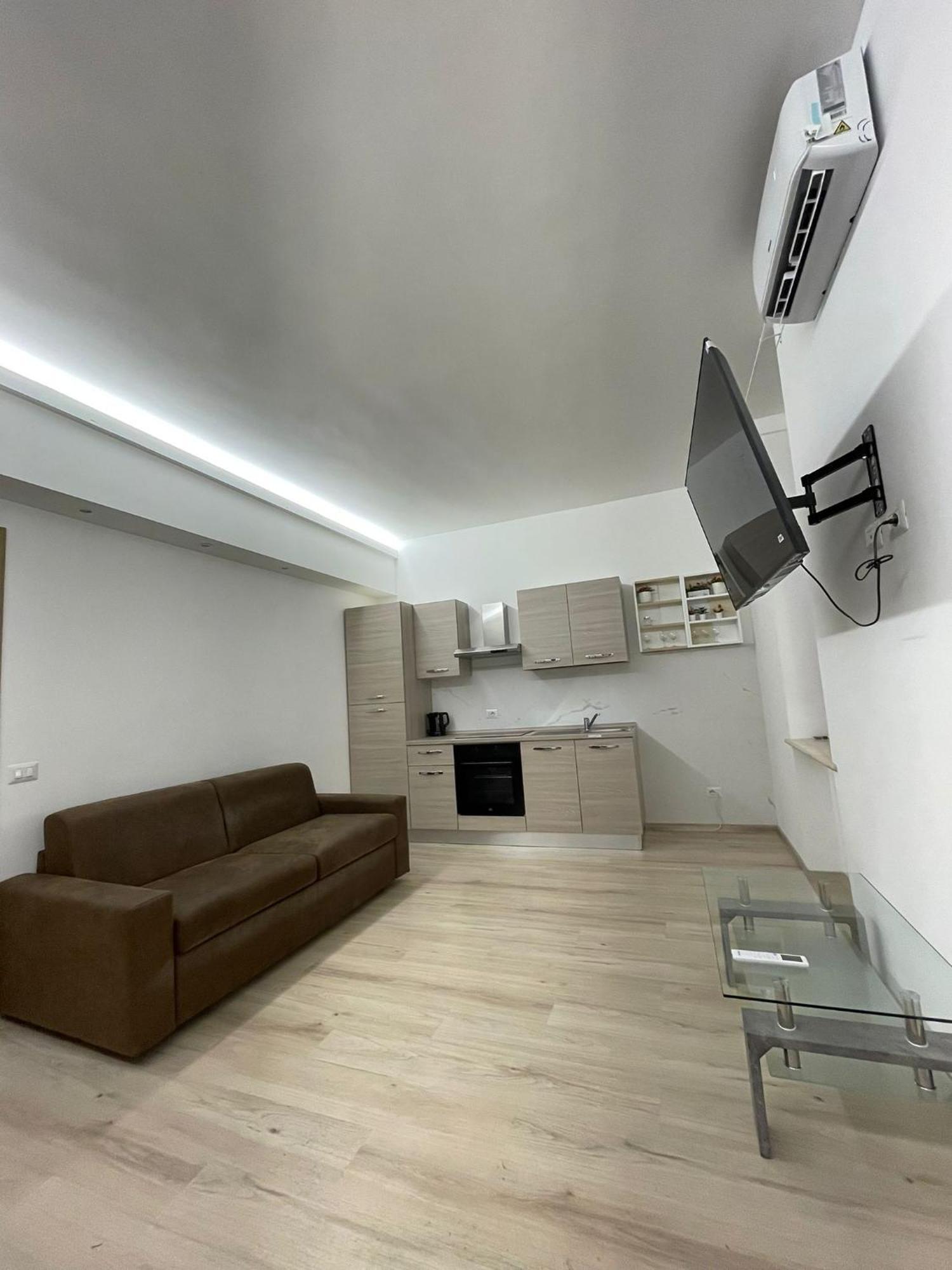Villa Milano Apt N.4 Buitenkant foto